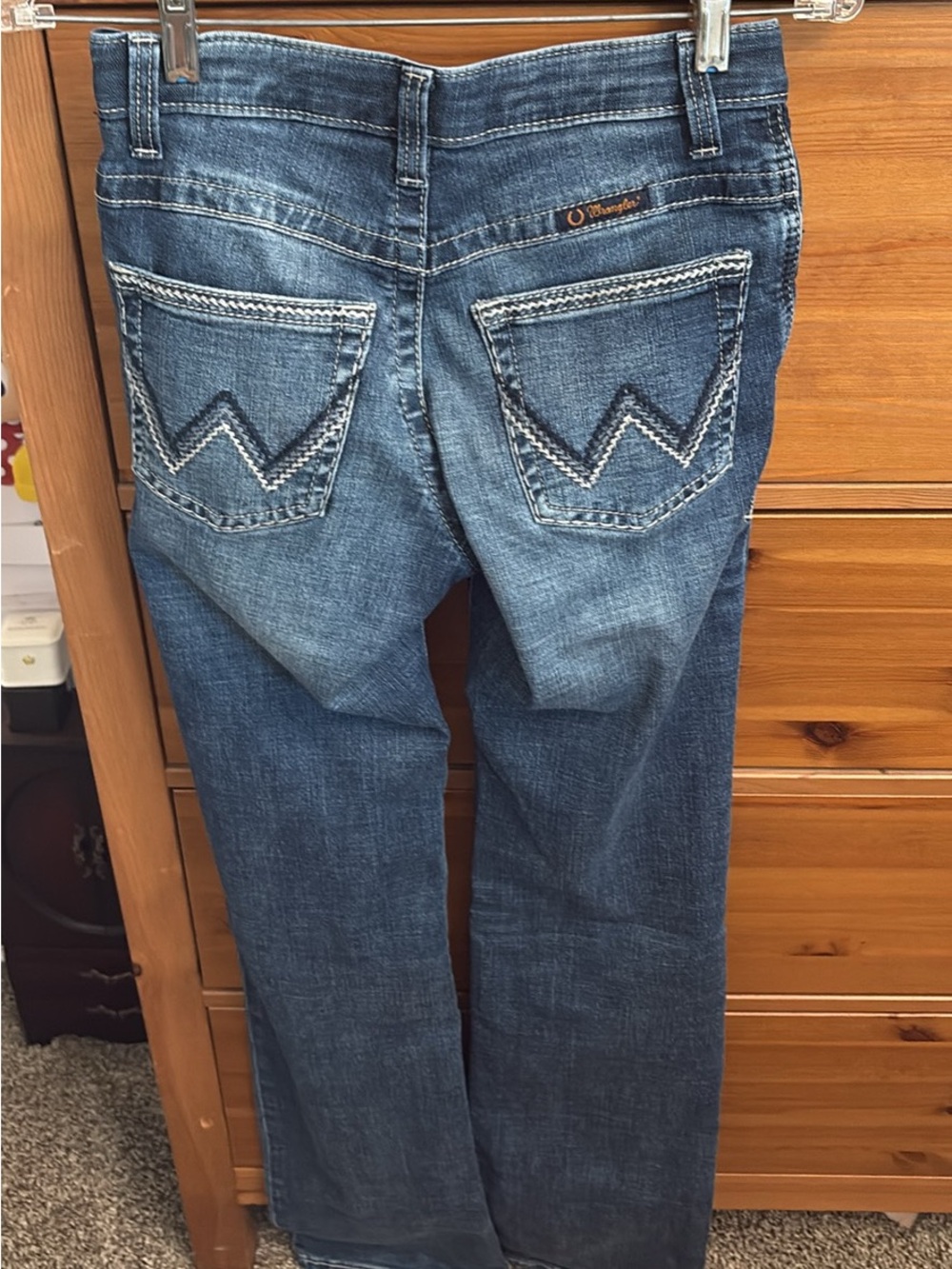 Wrangler willow Women's Medium Blue Bootcut Jeans with Contrast Pocket Stitch.